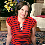 Pic of Hallie in Hallie in latinas