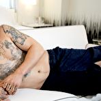 Pic of Next Door Raw