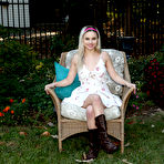 Pic of Aria Amore blossoming