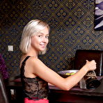 Pic of BabeSource.com: Bernie - MetArtX