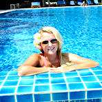 Pic of Lycia Sharyl in the Maldives