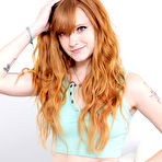 Pic of Amber Stark in Jean Cutoffs