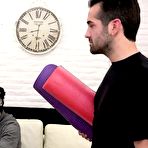 Pic of Emily Willis Gets Fucked By Her Trainer While Her Boyfriend Play A Vr Game - EPORNER